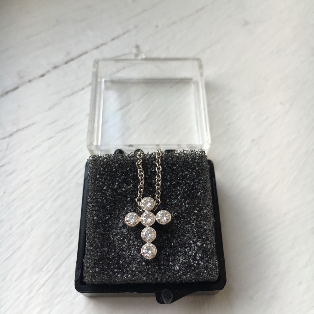 Real Diamond and 14K White Gold